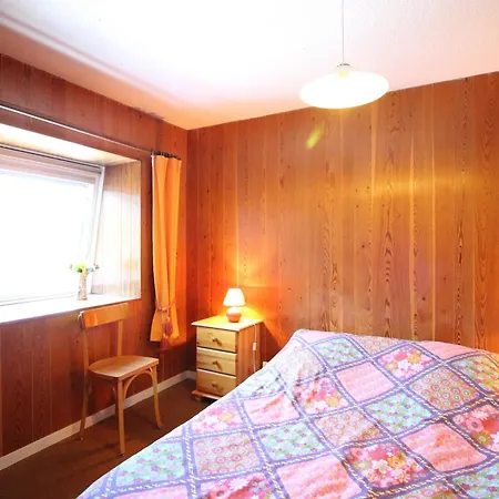 Apartment F2 De 38m² Au Pied Des Pistes Du Mont-dore, 6 Couchages, Local A Skis - Fr-1-415-115 *