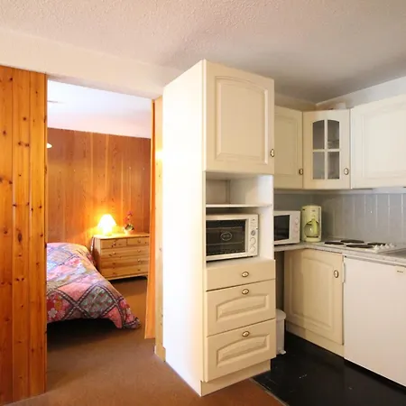 F2 De 38m² Au Pied Des Pistes Du Mont-dore, 6 Couchages, Local A Skis - Fr-1-415-115 Mont-Dore
